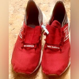 boys new balance kids 2m GUC